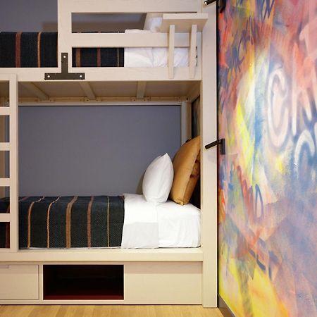Moxy Richmond Downtown Hotel ภายนอก รูปภาพ