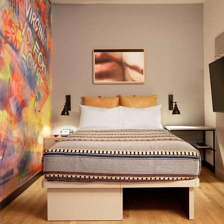 Moxy Richmond Downtown Hotel ภายนอก รูปภาพ