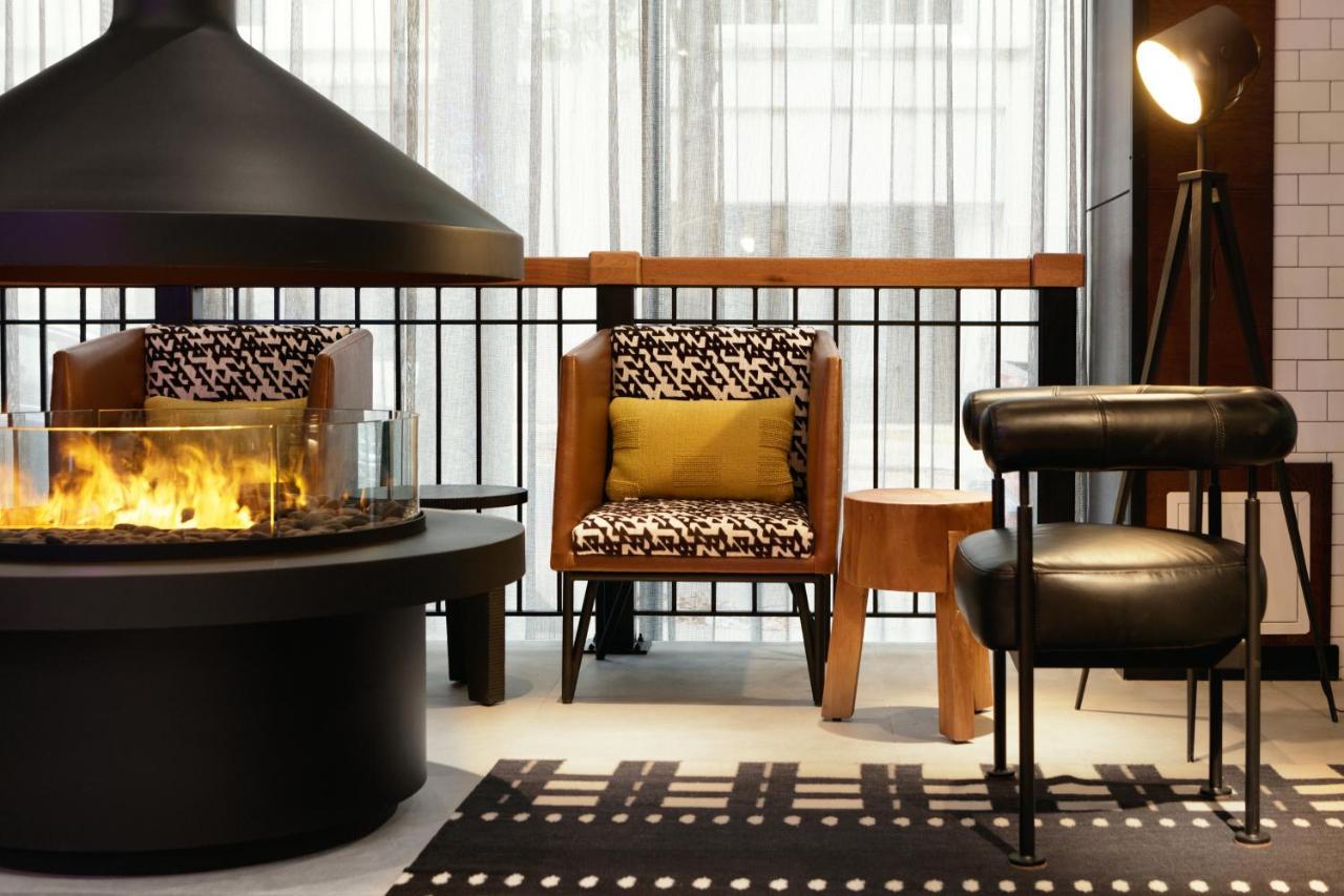 Moxy Richmond Downtown Hotel ภายนอก รูปภาพ
