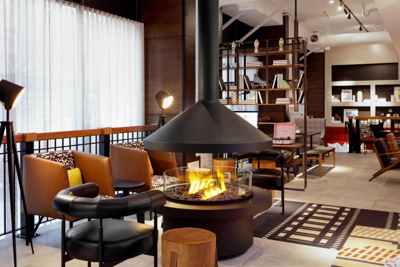 Moxy Richmond Downtown Hotel ภายนอก รูปภาพ